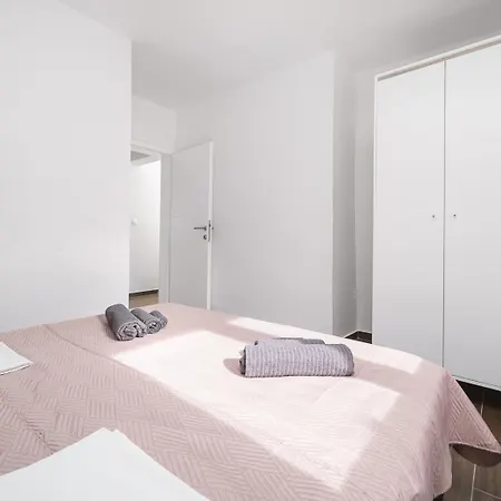 Diamond تروغير