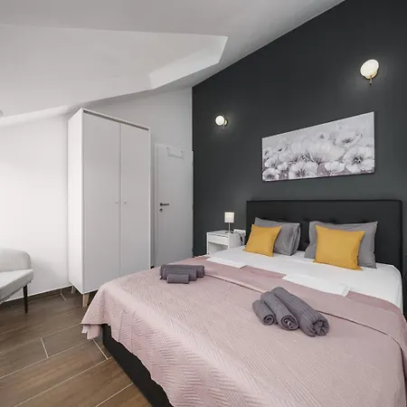 Апартаменти Diamond *