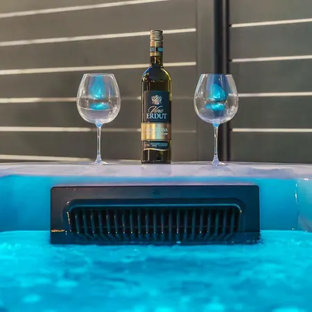 Diamond Апартаменти *